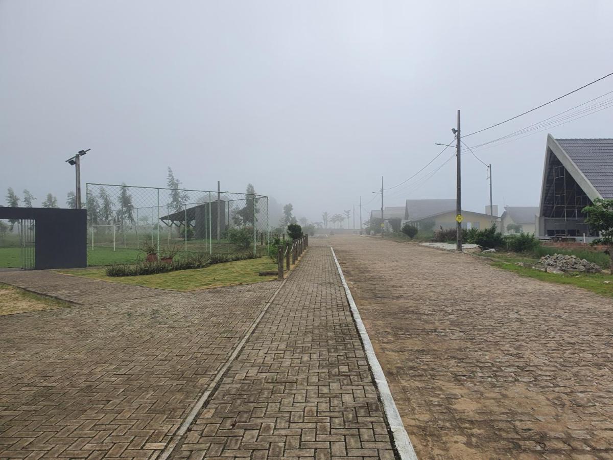 Chale De Campo Em Condominio Fechado บานาเนย์รัส ภายนอก รูปภาพ